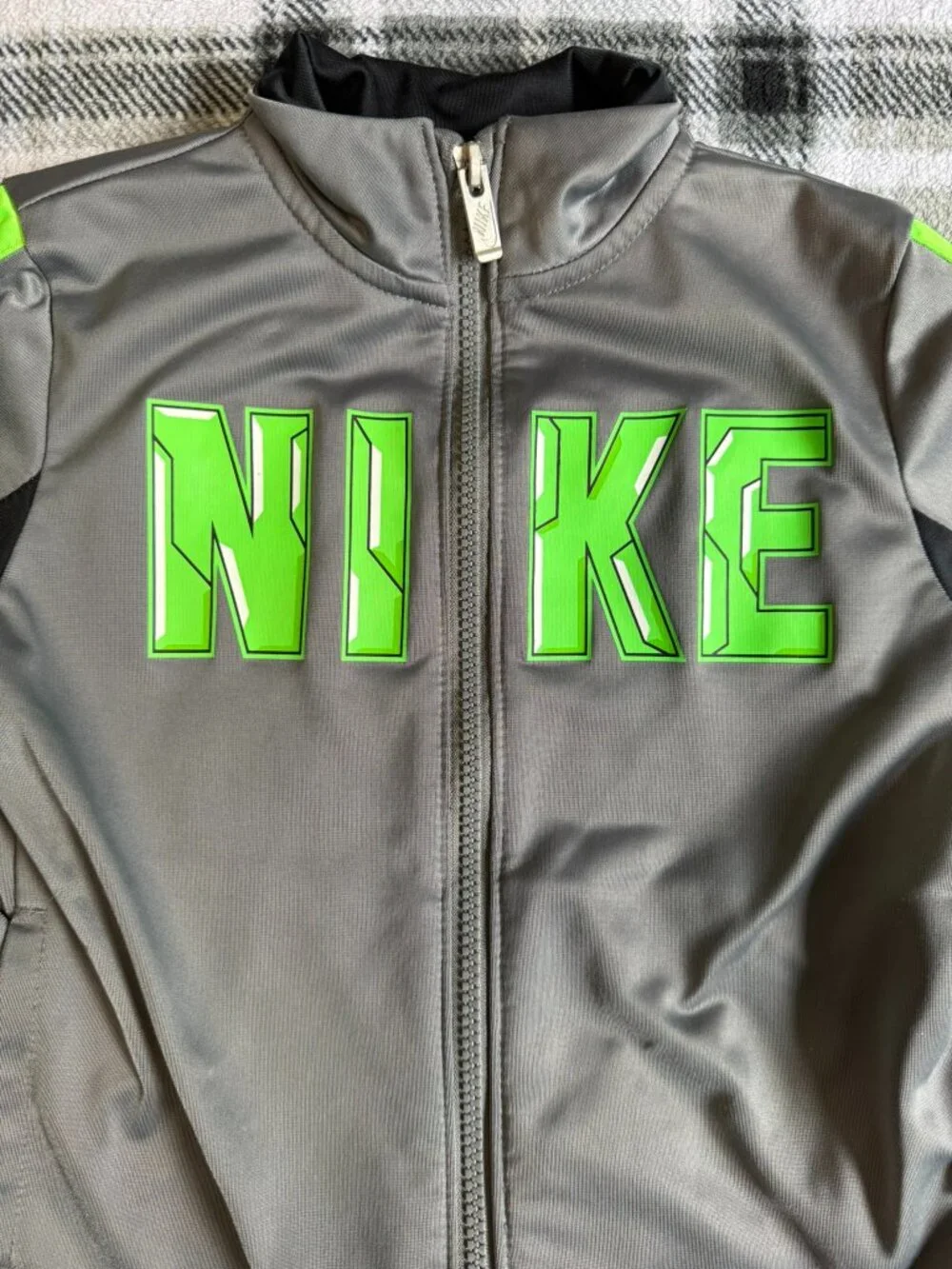 Nike Boys Track Jacket Gray Green NIKE Spellout Full Zip Athletic Size 7